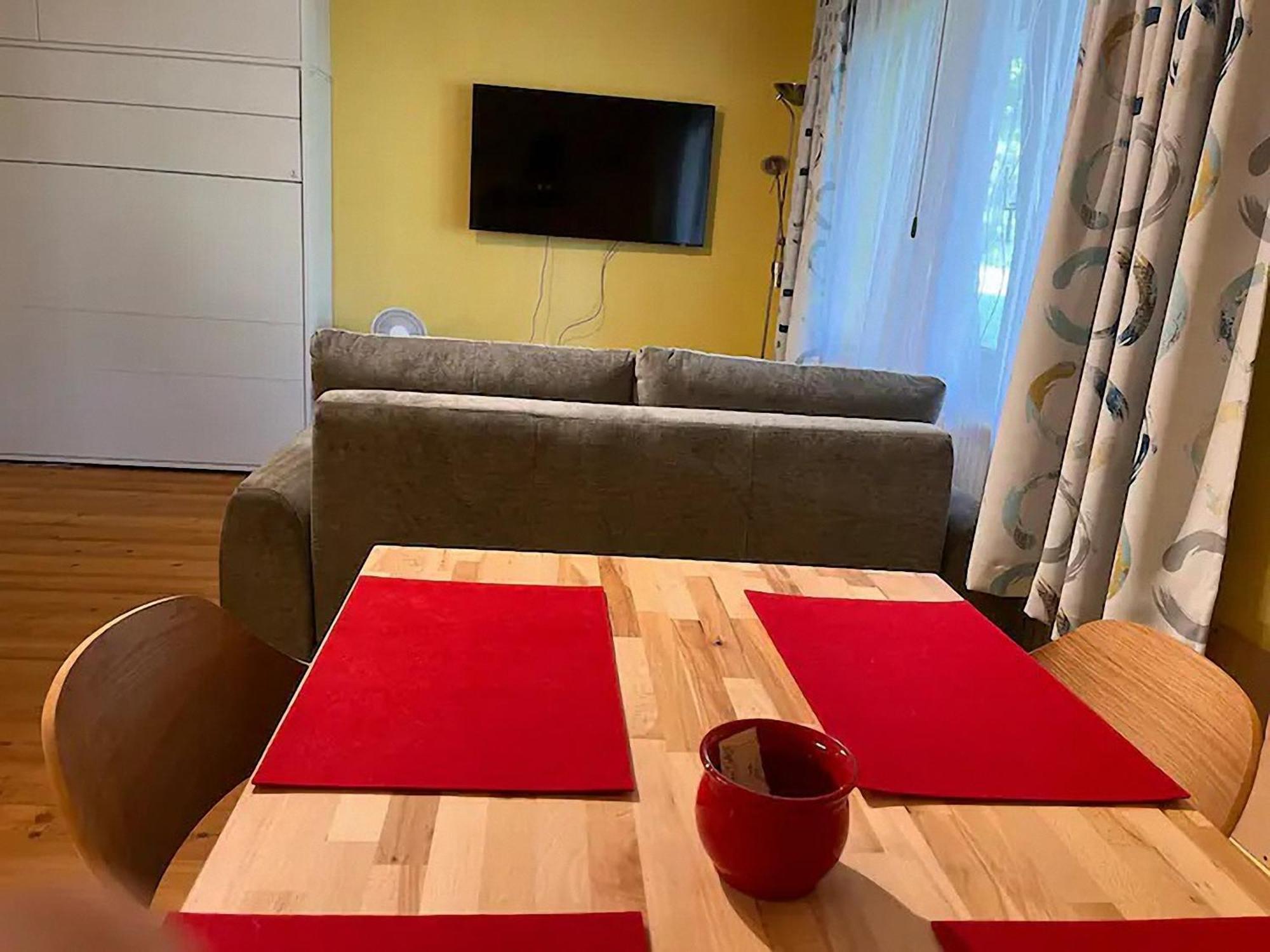 Schnuckeliges Appartement In Приен ам Химзее Екстериор снимка