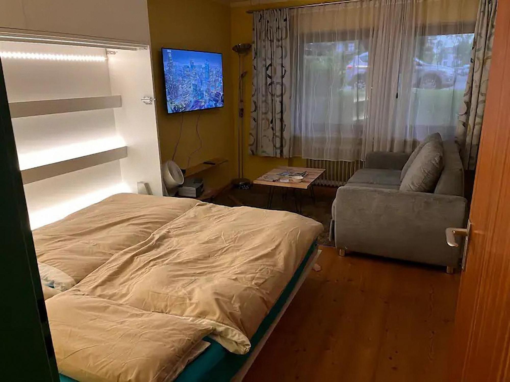 Schnuckeliges Appartement In Приен ам Химзее Екстериор снимка