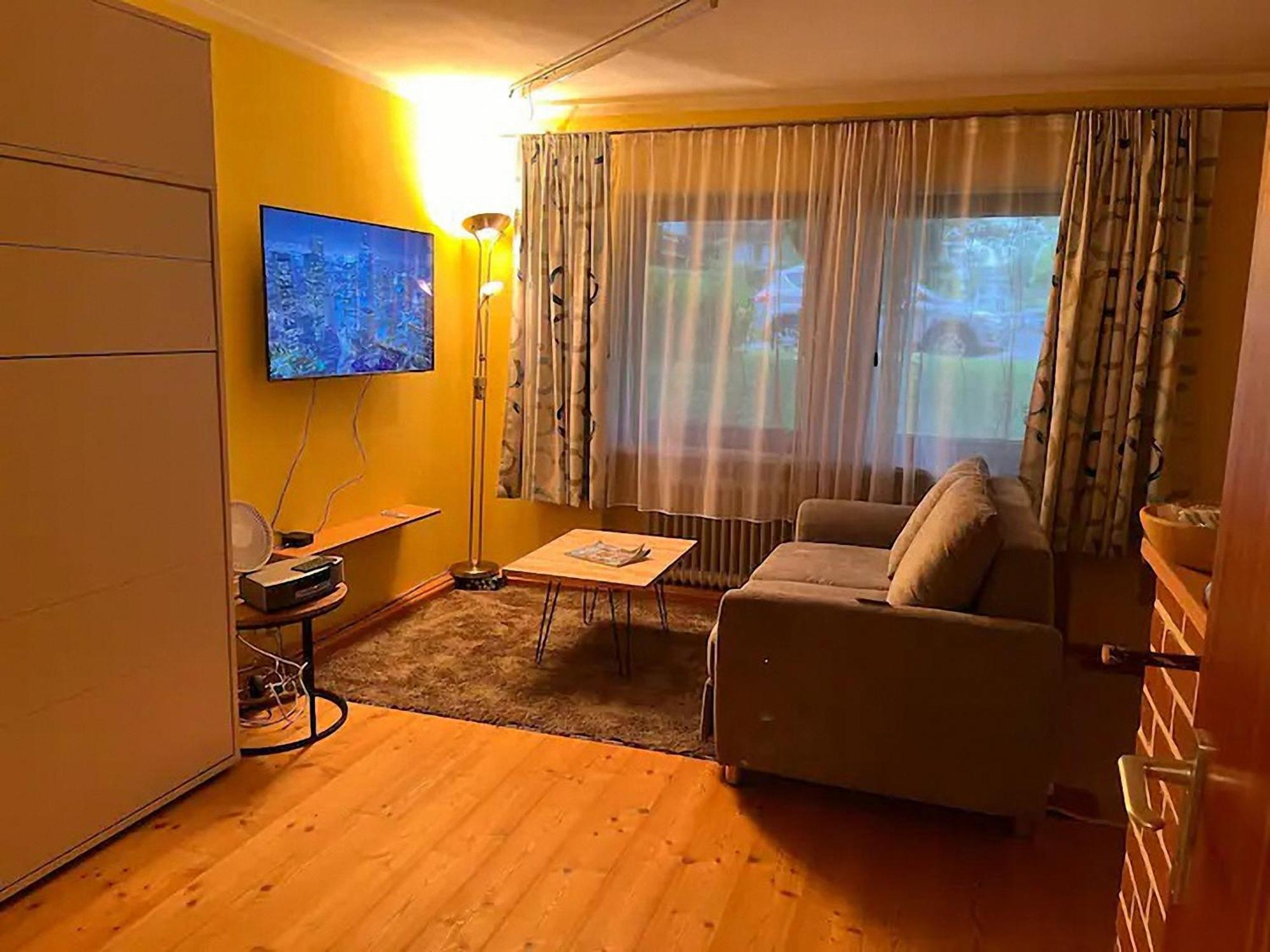 Schnuckeliges Appartement In Приен ам Химзее Екстериор снимка